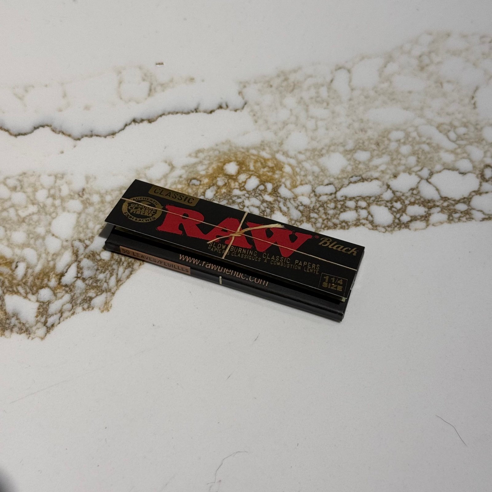 Raw Black Natural Unrefined Rolling Paper -1 1/4″